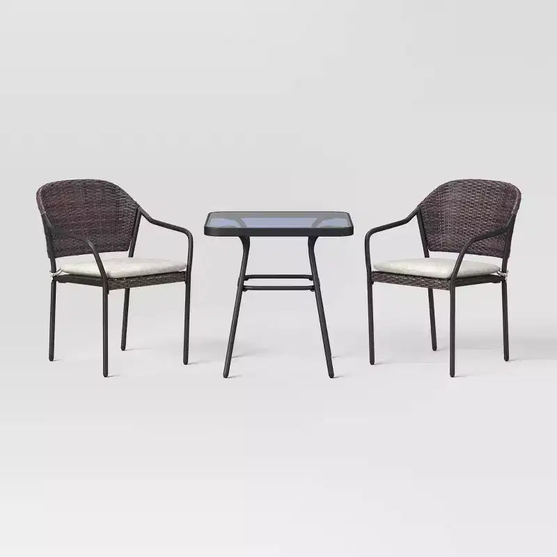 Ensemble bistrot de patio extérieur en acier 3 pièces résistant à la rouille avec coussins marron foncé - Room Essentials™ : Cadre en acier, table en verre trempé