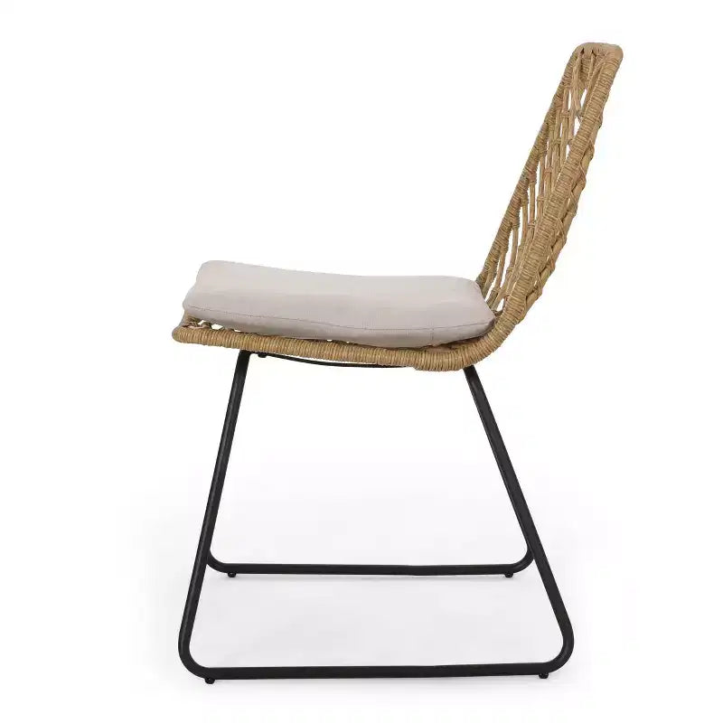 Berrien Lot de 2 Chaises d'extérieur en Osier avec Coussin - Marron Clair/Beige/Noir - Christopher Knight Home