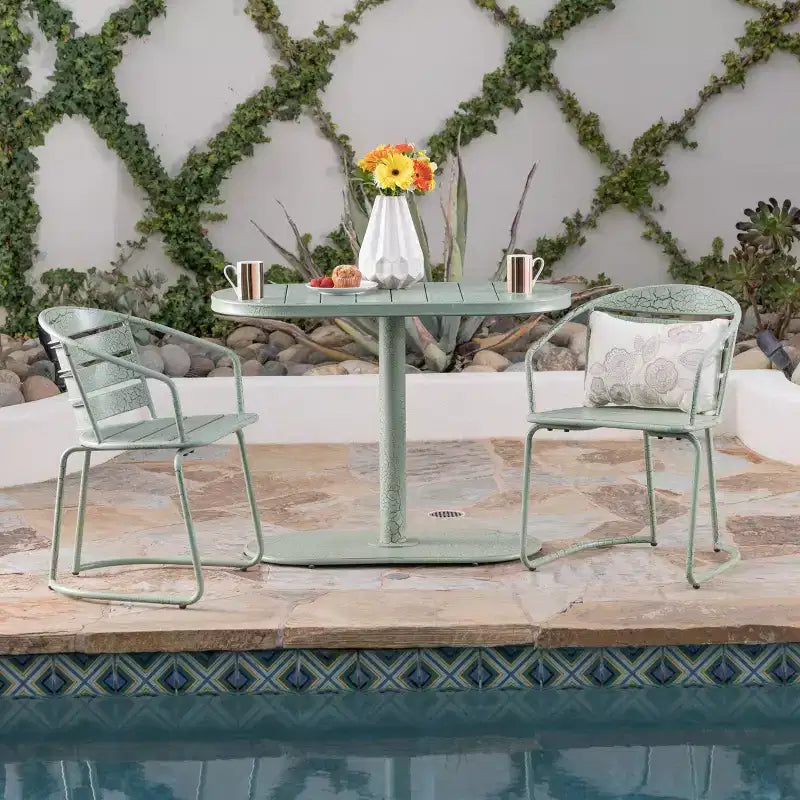 Ensemble bistrot de patio 3 pièces en fer Santa Monica - Vert craquelé - Christopher Knight Home : Résistant aux intempéries, ensemble de salle à manger extérieur 2 places