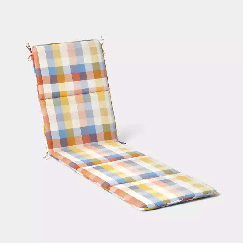 Coussin de chaise longue à imprimé madras 22"x78" Multi Warm - Room Essentials™