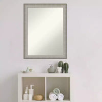 Miroir mural en étain brossé de 21 po x 27 po pour meuble-lavabo de salle de bain - Amanti Art : Rectangle moderne, cadre en polystyrène