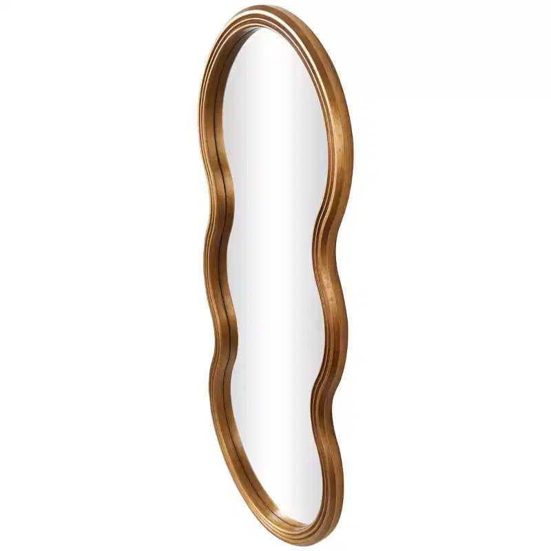 Miroir mural en bois ondulé 47x20 po avec cadre nervuré, or - Olivia & May