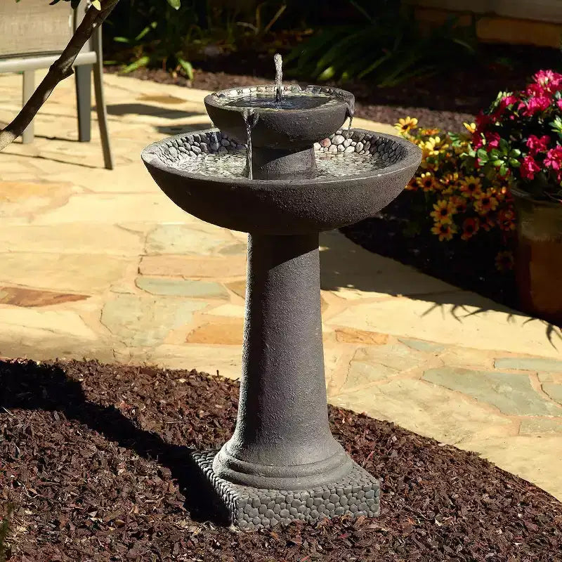 Fontaine sculpturale à 2 niveaux Smart Solar 31,75 po en béton fibré Riverstone intelliSOLAR avec télécommande - Brun Forêt