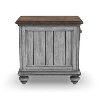 Table d'appoint Plymouth marron en bois par Flexsteel - 16 x 23 x 23