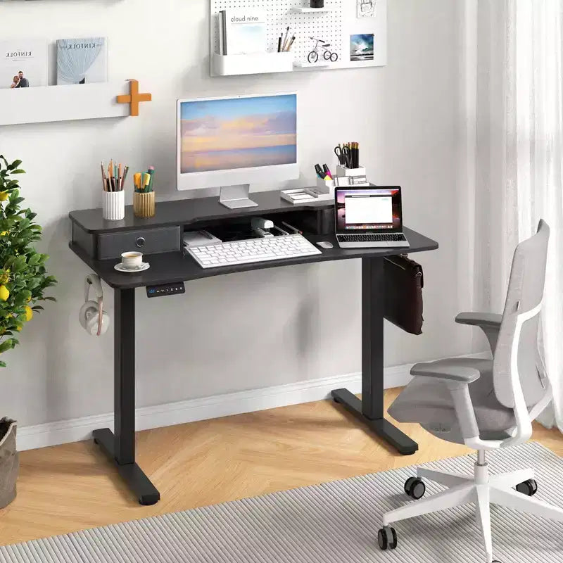 Bureau debout électrique Costway 48x24 po avec 2 tiroirs, support d'écran, étagère de rangement, brun/noir/blanc