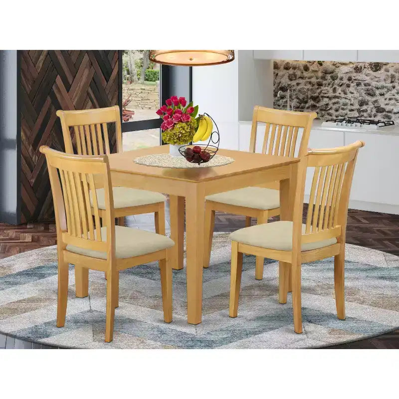 Ensemble de salle à manger HomeStock 5 pièces avec chaises en tissu et table de cuisine