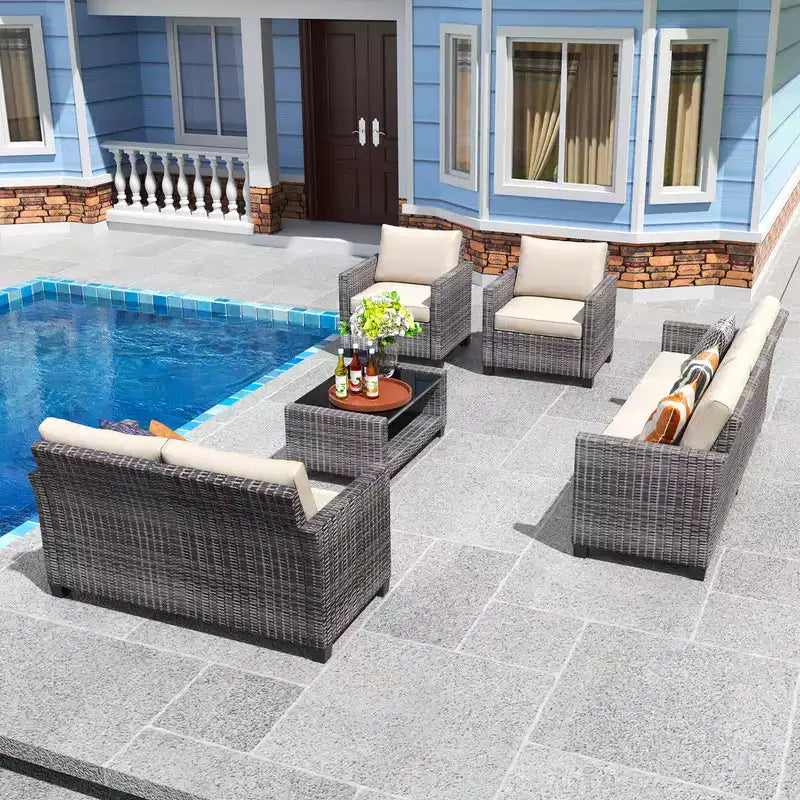 Ensemble de conversation de 5 pièces pour patio en osier avec table basse, canapé et fauteuils en rotin avec coussin