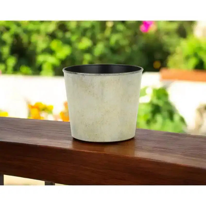 HomeRoots 6 jardinières rondes d'intérieur et d'extérieur en plastique recyclé gris