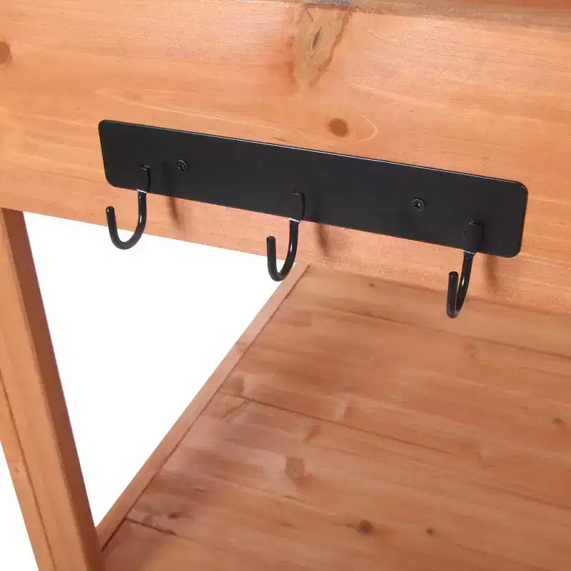Table de rempotage rustique en bois de style ferme Whisen avec étagères de rangement et crochets latéraux, idéal pour le patio