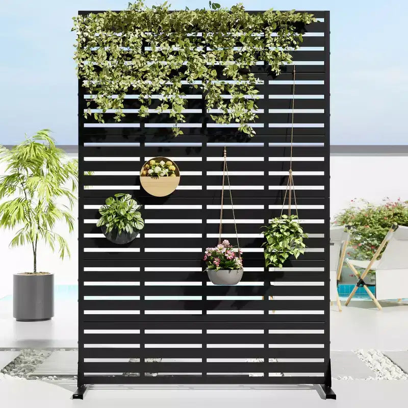 72 H47W Jardinière noire en métal Dovelina avec treillis brise-vue pour patio de café, jardin et balcons