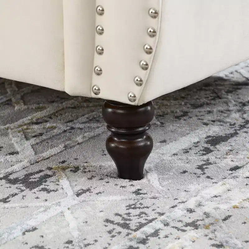 Canapé Chesterfield 58.8 beige en velours pour salon, canapé 2 places capitonné avec accoudoirs roulés et clous pour salon