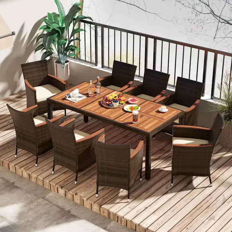Ensemble de salle à manger Costway 9 pièces en rotin pour patio, chaises rembourrées avec accoudoirs et table en bois d'acacia, trou pour parasol de 1,96"