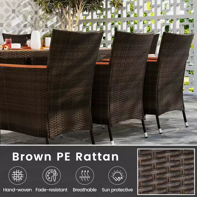 Ensemble de salle à manger Costway 9 pièces en rotin pour patio, chaises rembourrées avec accoudoirs et table en bois d'acacia, trou pour parasol de 1,96"