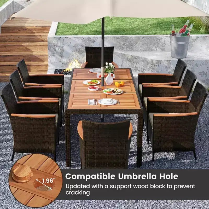 Ensemble de salle à manger Costway 9 pièces en rotin pour patio, chaises rembourrées avec accoudoirs et table en bois d'acacia, trou pour parasol de 1,96"