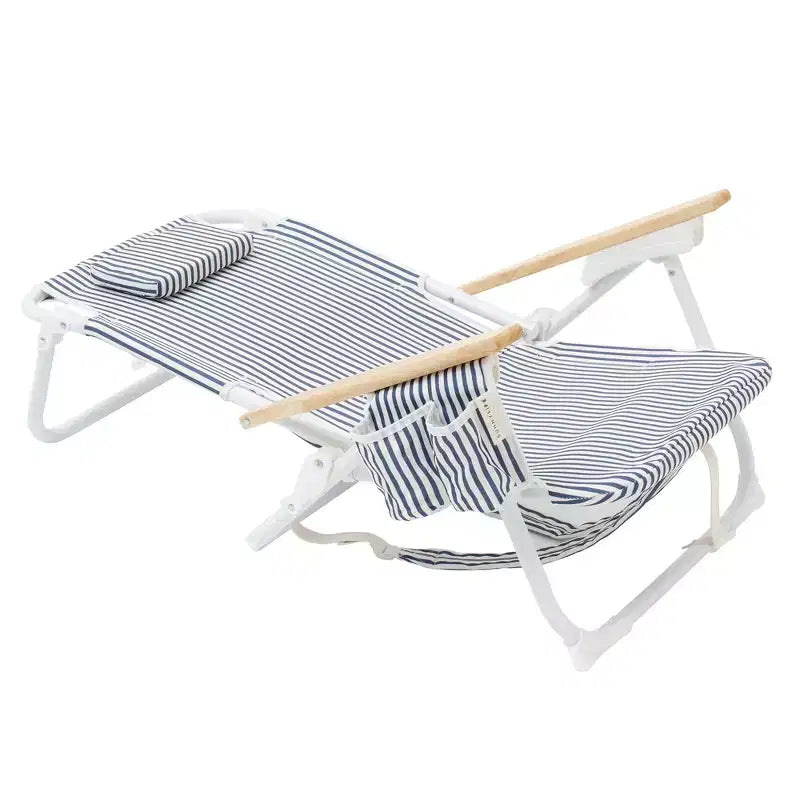 Sunnylife Chaise de plage Luxe - The Resort Coastal Blue, transat en tissu, sac isotherme