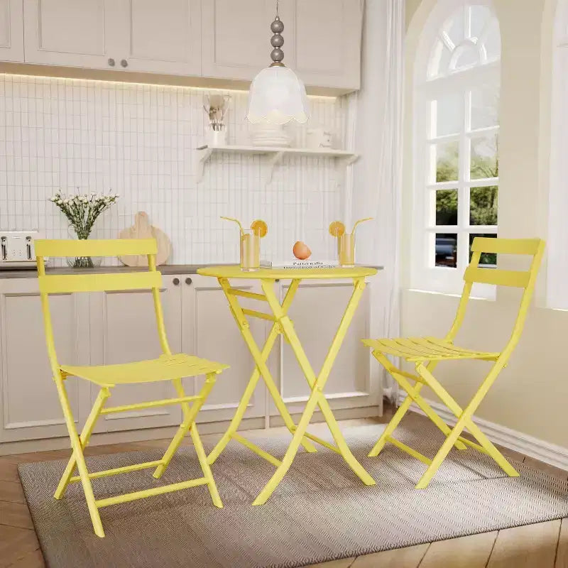 Ensemble bistro pliant 3 pièces vert, table et chaises à armature métallique pour petits espaces, utilisation intérieure/extérieure