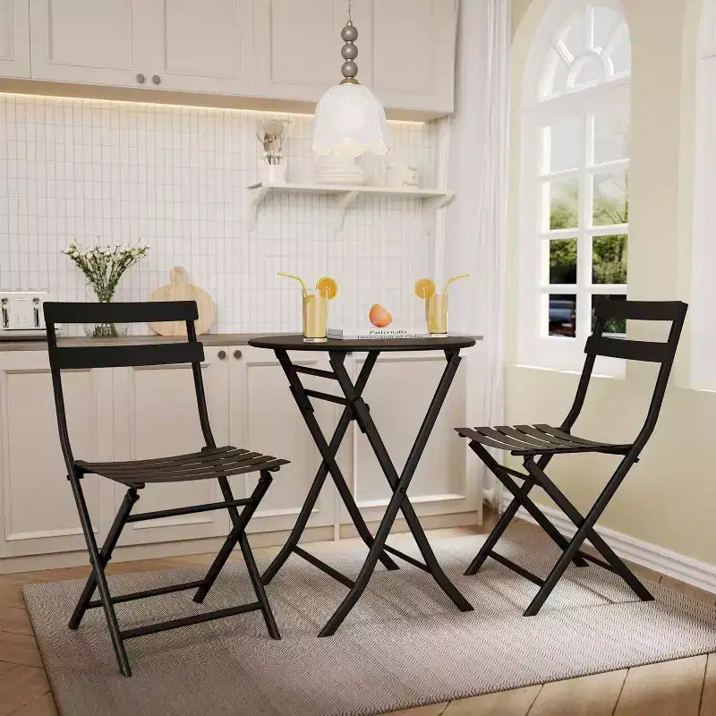Ensemble bistro pliant 3 pièces vert, table et chaises à armature métallique pour petits espaces, utilisation intérieure/extérieure