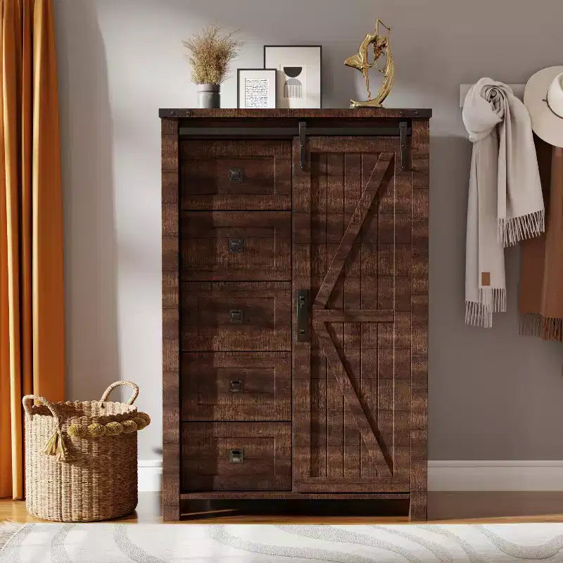 SinCiDo commode haute moderne style farmhouse à 5 tiroirs avec porte de grange coulissante, commode organisateur de rangement pour chambre, salon et chambre d'enfant