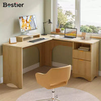Bureau d'angle Bestier de 140 cm avec tiroirs, bureau d'ordinateur de bureau avec coins arrondis, support d'écran et panneaux cannelés, blanc et noyer
