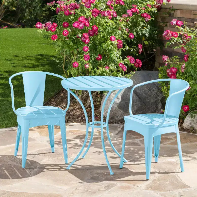 Christopher Knight Home Timotha Ensemble de bistro de terrasse rond moderne en métal 3 pièces avec conception à lattes ouvertes
