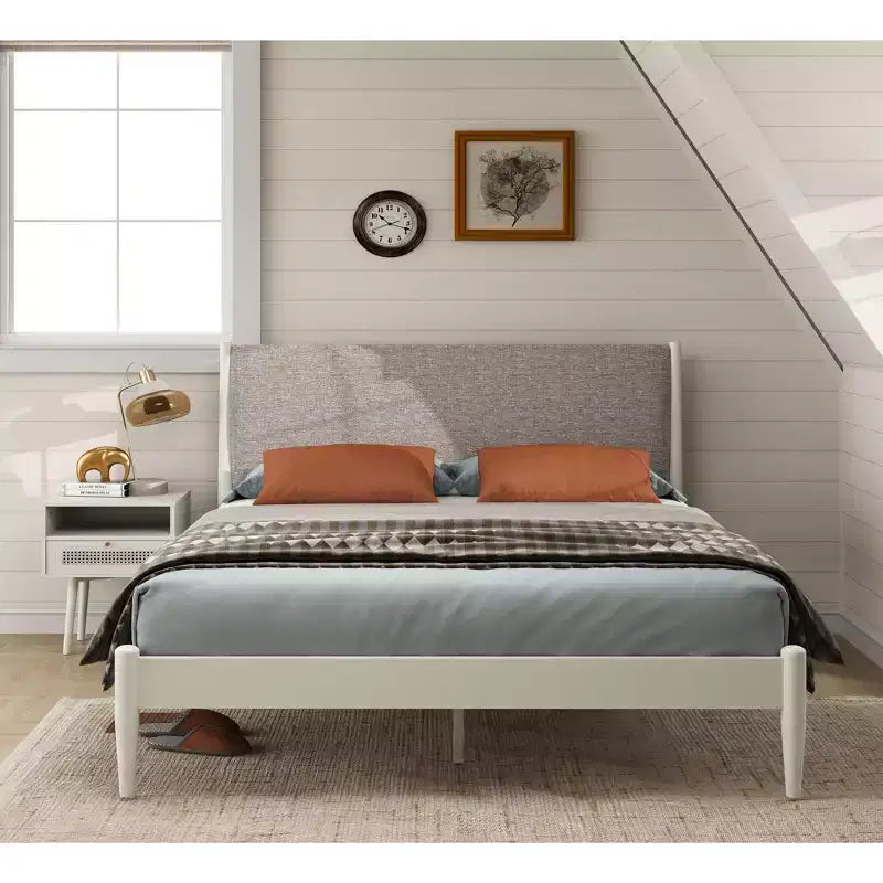 Roundhill Furniture Feeney ensemble de chambre 2 pièces, lit plateforme avec table de chevet, blanc crème, Queen