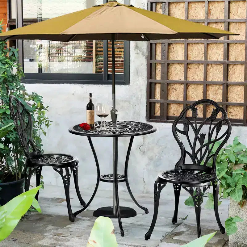 Ensemble de bistro trois pièces en aluminium moulé Tulipe pour l'extérieur