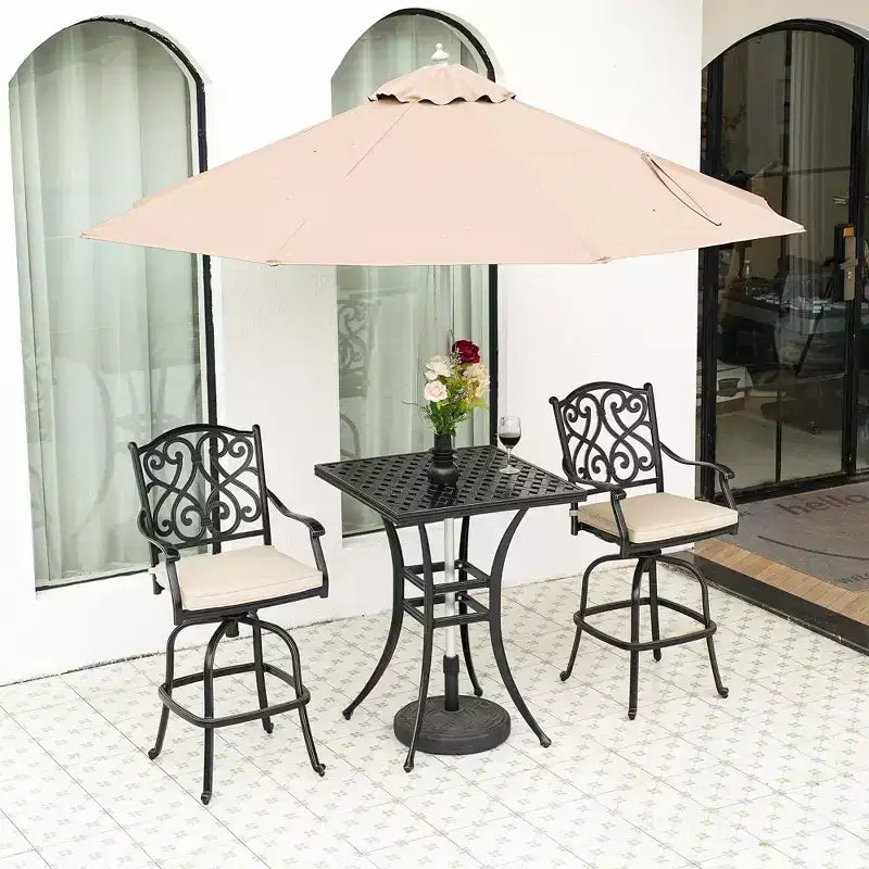 Ensemble de bistrot d'extérieur Mondawe noir 3 pièces en fonte d'aluminium avec 2 chaises de bar pivotantes hautes et une table carrée (2 places)