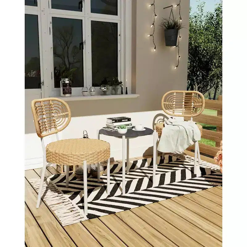 Ensemble de bistrot Acekool 3 pièces en osier – 2 chaises et une table en verre pour patio, balcon et petits espaces