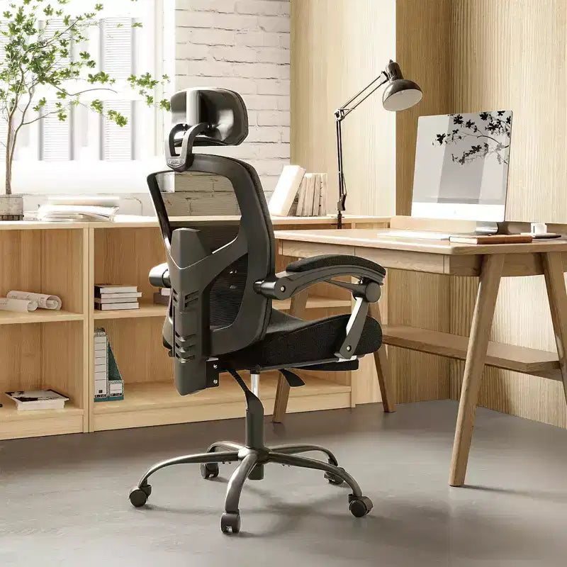 Chaise croisée pivotante en maille TUYOHW à roulettes, chaise de bureau avec repose-pieds rétractable, chaise gaming avec coussin de soutien lombaire pour le bureau