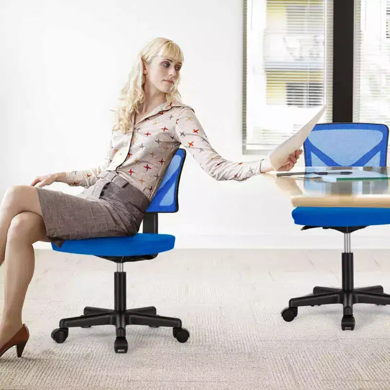 Chaise croisée pivotante en maille TUYOHW à roulettes, chaise de bureau à hauteur et soutien lombaire réglables, chaise gaming à dossier bas pour le bureau