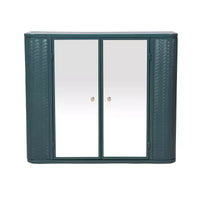 Meuble-lavabo de salle de bain mural avec miroir, deux portes miroir et étagères ouvertes ; Armoire de rangement de style à cadre métallique avec compartiments ouverts