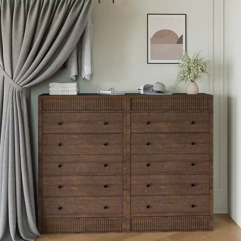 Commode haute Coolmee 5 tiroirs pour chambre, commode cannelée large 31,5 po, meuble de rangement moderne en bois pour chambre d'enfant, couloir, salon