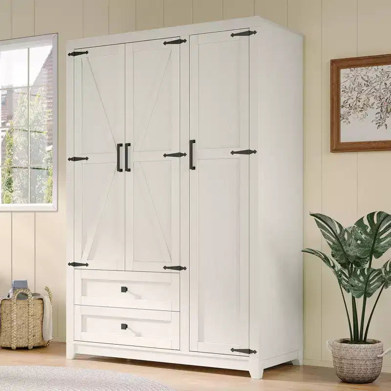 Armoire-penderie style ferme AMERLIFE 47 avec 3 portes, 2 tiroirs, barre de suspension et étagères réglables, organiseur de placard autoportant