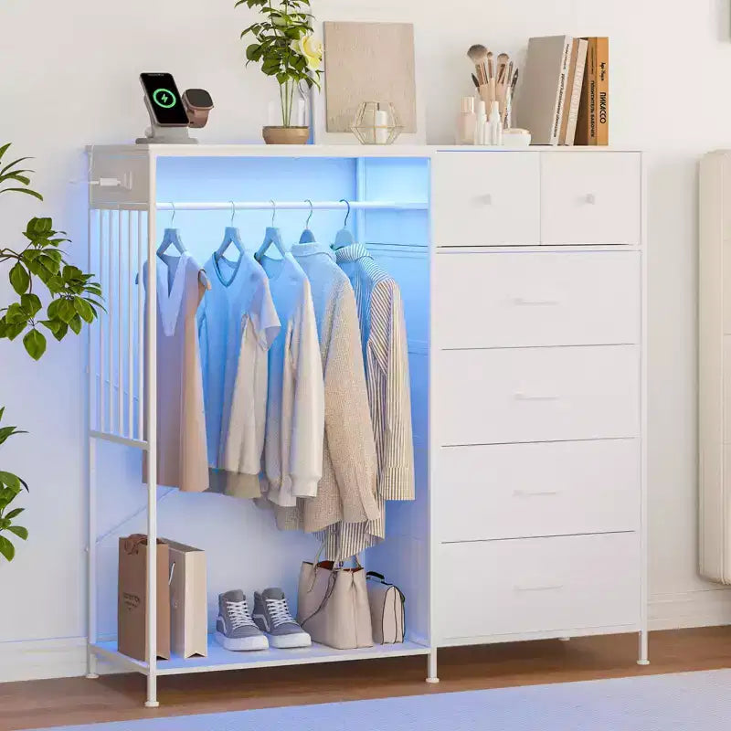 Commode 49,2 po avec portant et lumières, tour de rangement 6 tiroirs avec station de recharge et plateau en bois réversible pour chambre