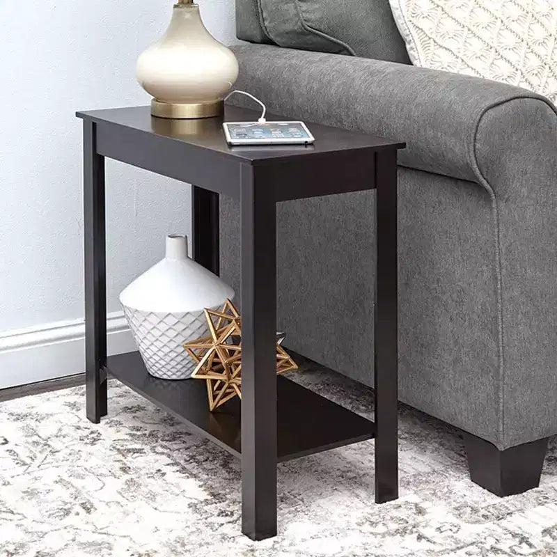 Table d'appoint étroite The Lakeside Collection avec station de recharge - Ports USB et prises -