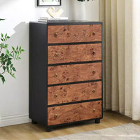 Commode moderne à 5 tiroirs, 117 cm de haut, en bois vertical avec design incurvé et poignées rondes vintage, chêne naturel pour chambre et salon
