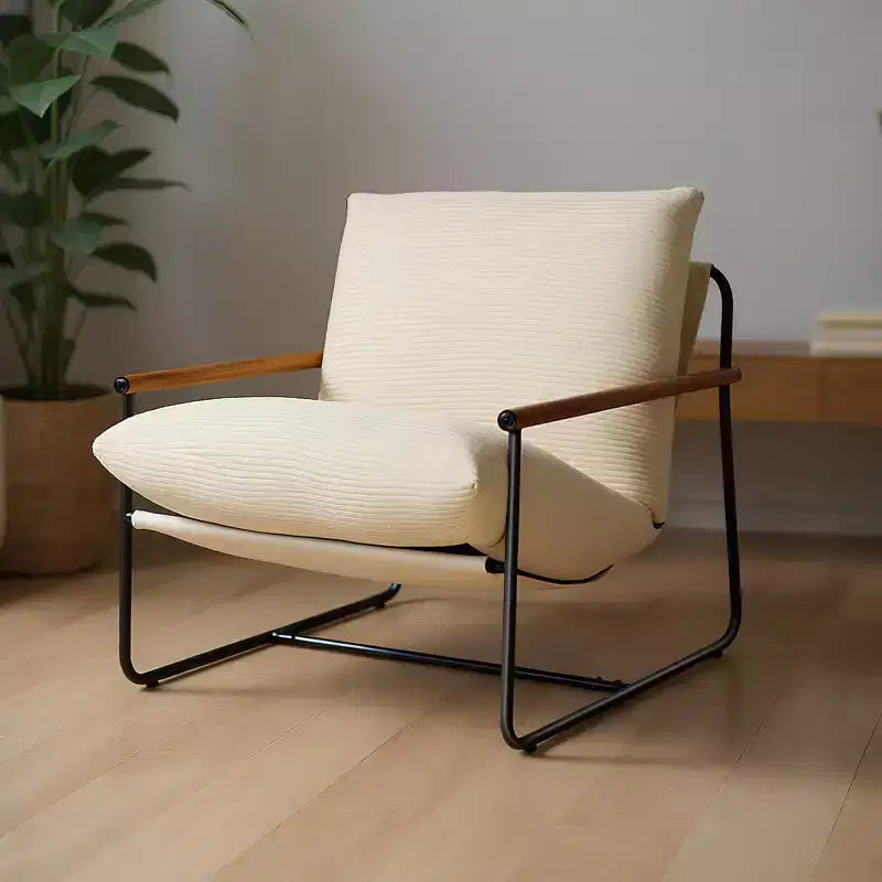Fauteuil d'appoint rembourré en velours côtelé moderne avec cadre métallique et accoudoirs en bois, beige