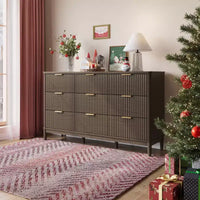 LINSY HOME Commode 9 tiroirs cannelée pour chambre à coucher, Grande commode de style moderne du milieu du siècle avec poignées en métal doré, Commodes larges en bois de style bohème.