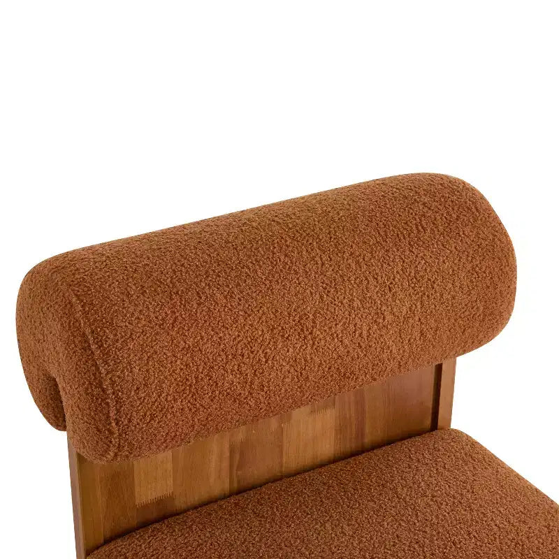 Chaise longue moderne en bouclette avec cadre en bois massif et dossier roulé, tapisserie douce, pour diverses pièces