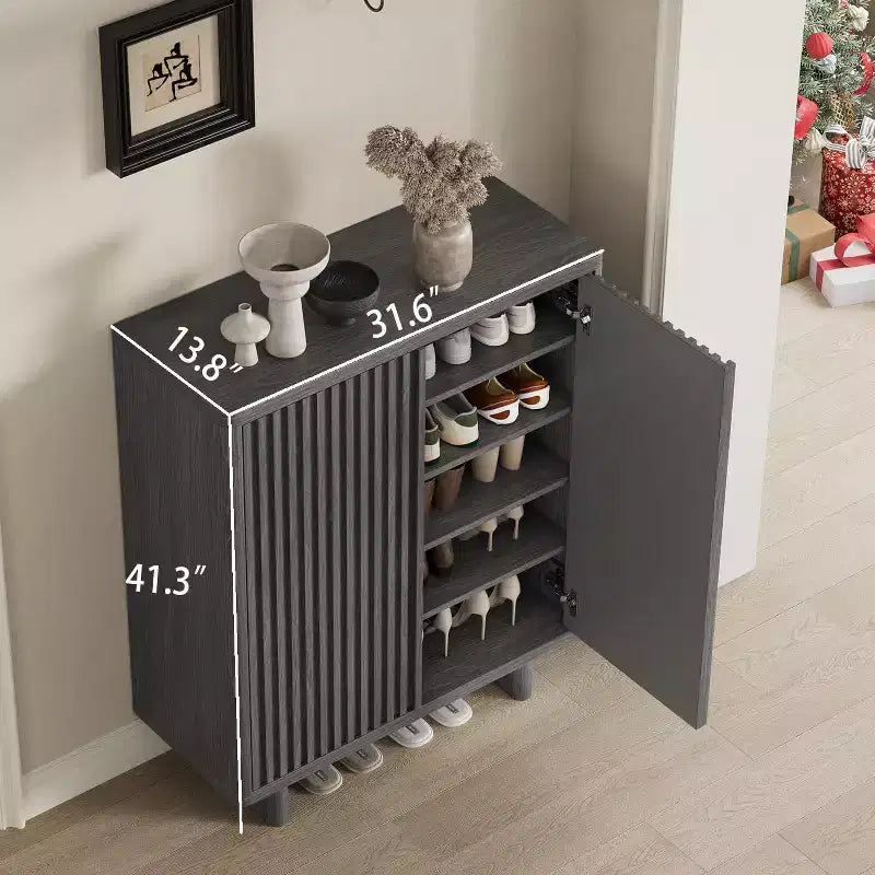 Meuble à chaussures cannelé 31,6 po à bords incurvés, organisateur de rangement d'entrée 5 niveaux avec étagères réglables