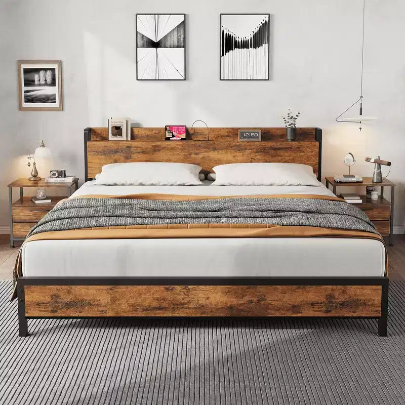 Cadre de lit King Size avec tête de lit de rangement, plateforme de lit King industrielle, pas besoin de sommier tapissier, assemblage facile, support de matelas - Marron rustique