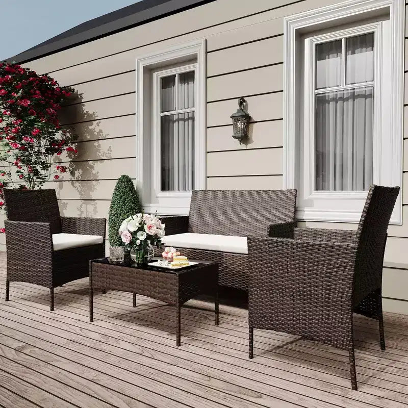 Ensemble de 4 meubles de patio, salon de jardin en rotin avec table basse, ensemble table et chaises d'extérieur pour arrière-cour et bord de piscine, noir et beige