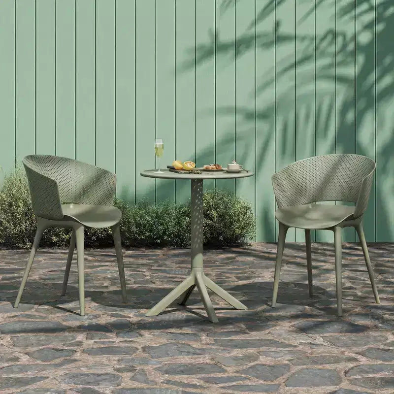 Ensemble de bistro 3 pièces Colette en plastique résistant aux intempéries Christopher Knight Home