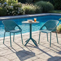 Ensemble de bistro d'extérieur 3 pièces en fer et plastique Kevork de Christopher Knight Home