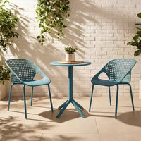 Ensemble de bistro d'extérieur 3 pièces en fer et plastique Kevork de Christopher Knight Home
