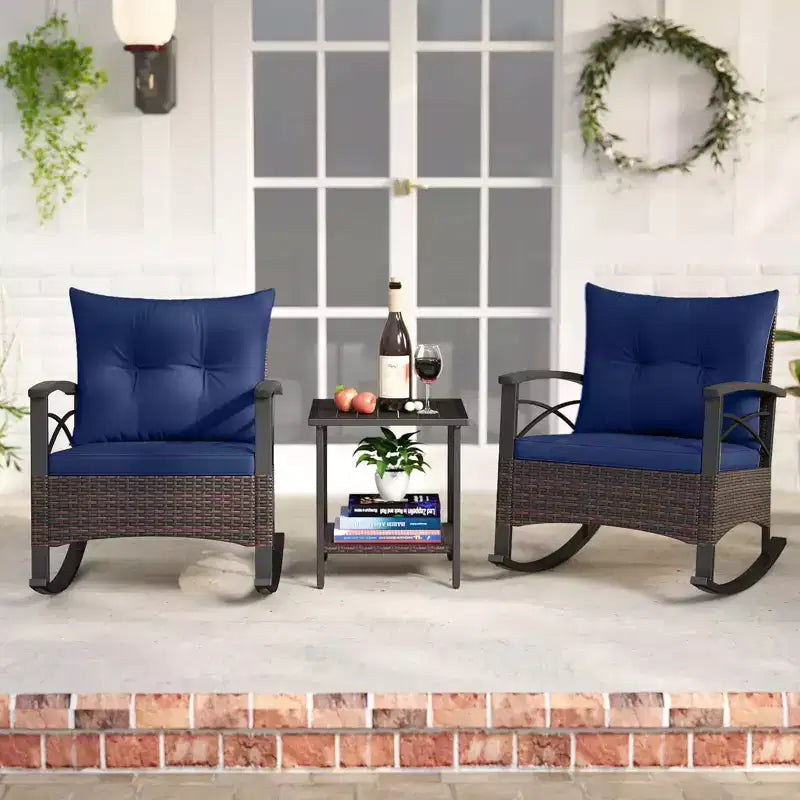 Ensemble de 3 chaises à bascule Costway en rotin avec accoudoirs et plateau de table en bois d'acacia pour véranda ou balcon, marron mélangé + beige/gris/bleu marine/noir