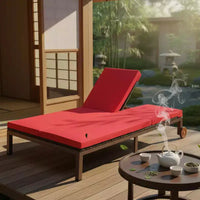 Gymax Chaise longue extérieure en rotin 2 places, lit de jour double en résine tressée inclinable avec dossier réglable 5 positions, roues et coussin moelleux, blanc cassé/rouge