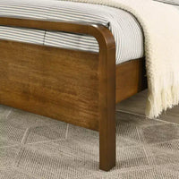 Ensemble de chambre Roundhill Furniture Eldren en bois, lit plateforme avec commode, miroir et table de chevet, finition noyer
