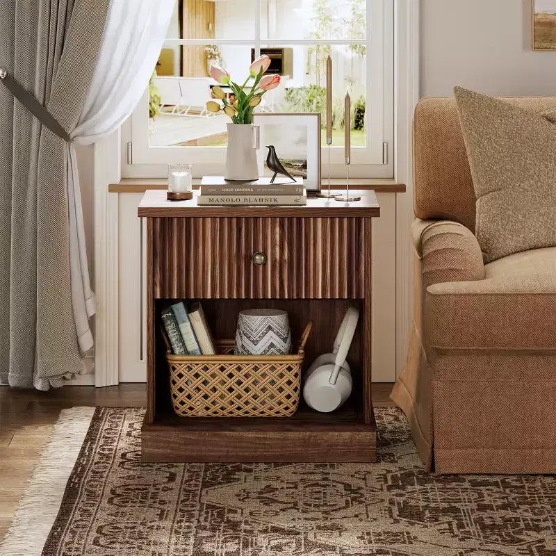 Table de chevet cannelée moderne du milieu du siècle avec tiroir, table de chevet peu encombrante avec rangement, idéale pour chambre ou salon