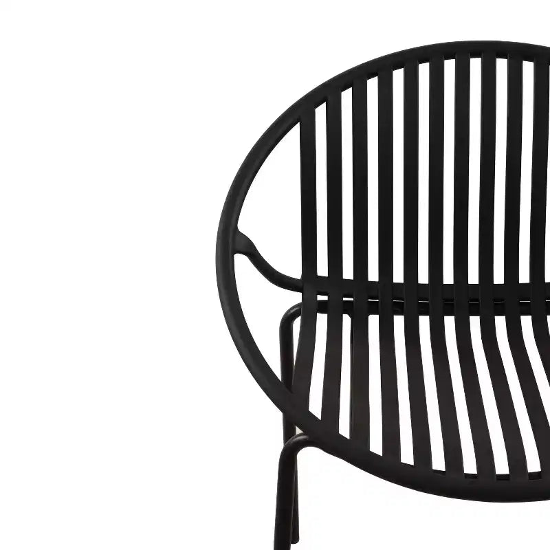 Chaises de salle à manger de terrasse Chaises empilables avec design respirant Style d'art moderne simple (Lot de 2), Pieds en métal + dossier en plastique, Noir